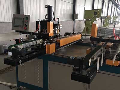 體育場圍網廠家車間